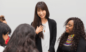 5 women meeting